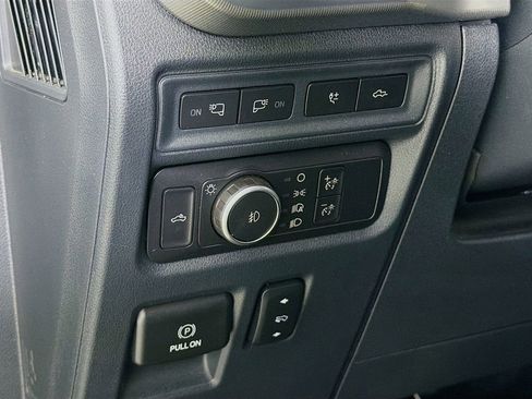 Used 2022 Ford F150 Raptor w/ Raptor 37 Performance Package image 12