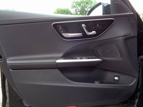 Used 2023 Mercedes-Benz C 300 4MATIC Sedan image 12