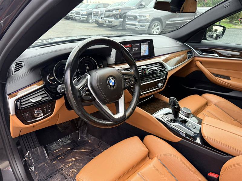 Used 2017 BMW 540i RWD image 32