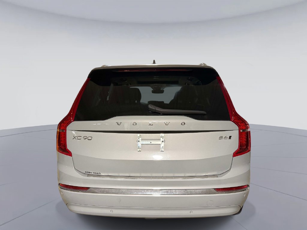 Used 2024 Volvo XC90 B6 Plus w/ Protection Package Premier AWD/4WD image 4