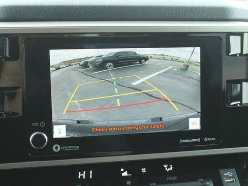 Certified 2022 Toyota Tundra SR5 w/ SR5 Convenience Package AWD/4WD image 20