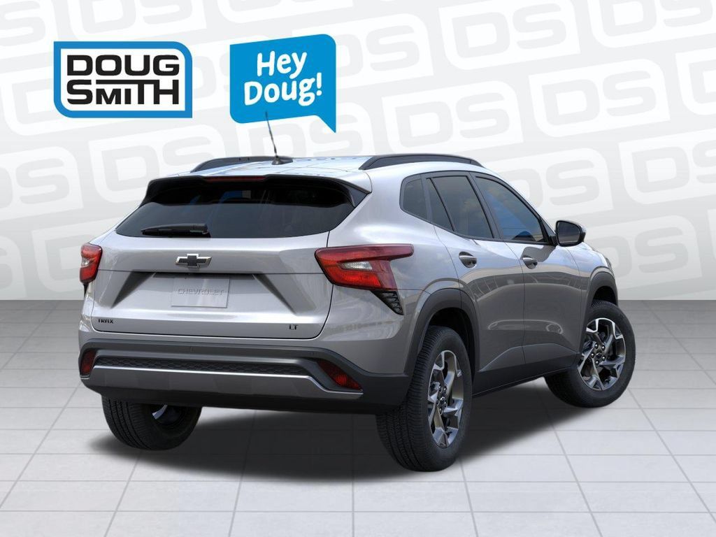 New 2026 Chevrolet Trax LT w/ Driver Confidence Package FWD image 4