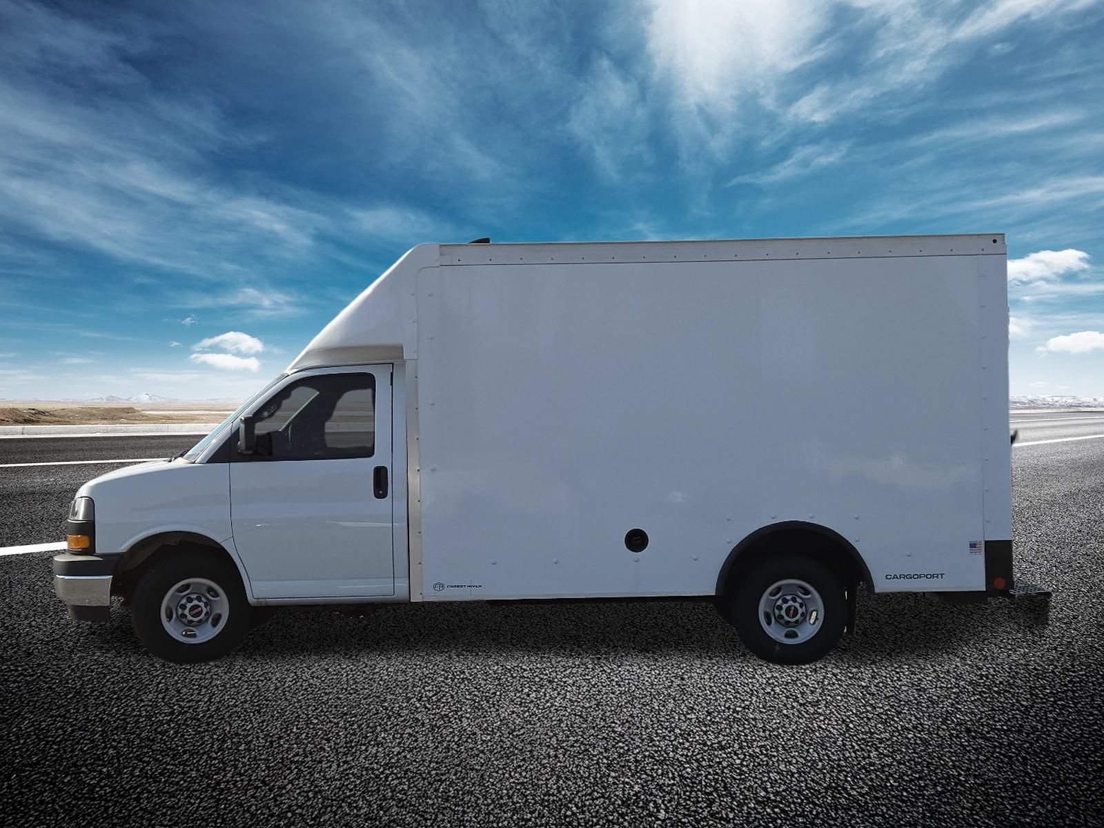 New 2025 GMC Savana 3500 w/ Power Convenience Package RWD image 11