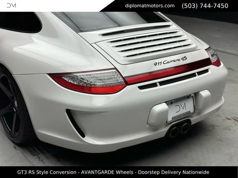 Used 2011 Porsche 911 Carrera 4S image 16