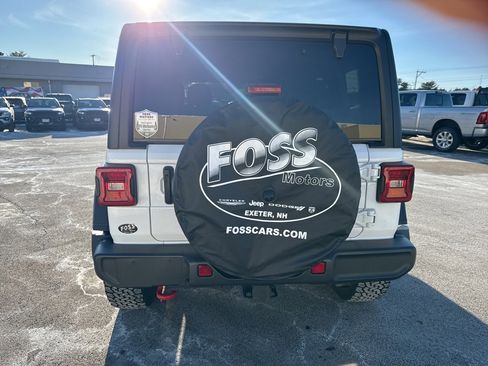 Certified 2024 Jeep Wrangler Unlimited Rubicon w/ Technology Group image 4