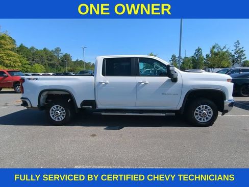 Used 2025 Chevrolet Silverado 2500 LT w/ Convenience Package AWD/4WD image 4