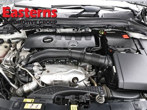 Used 2022 Mercedes-Benz GLA 250 4MATIC w/ Premium Package Lite image 7