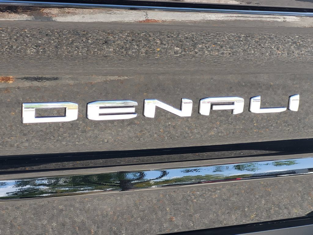 New 2025 GMC Sierra 2500 Denali w/ Denali Reserve Package AWD/4WD image 15