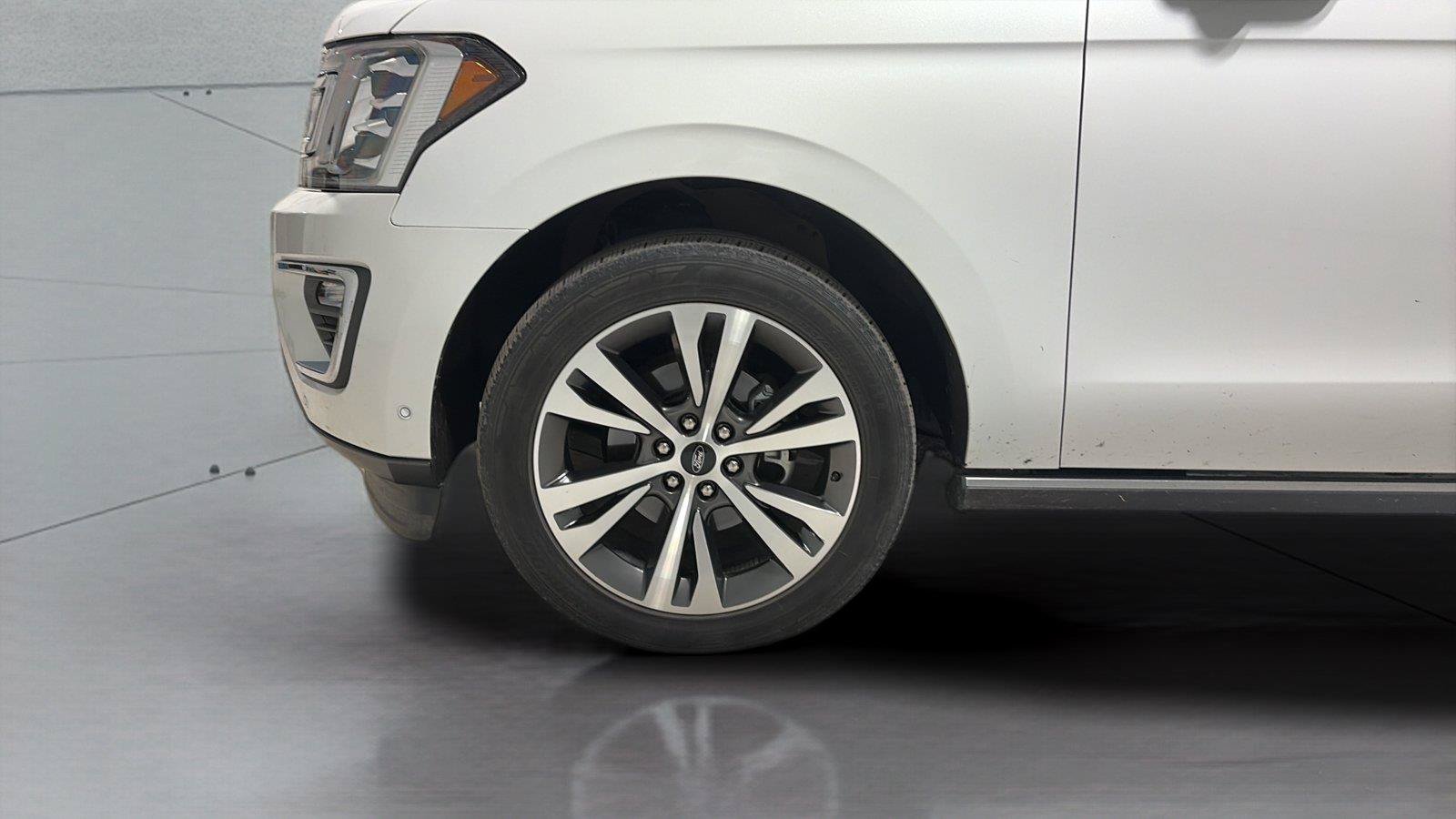 Certified 2020 Ford Expedition Limited w/ Equipment Group 302A AWD/4WD image 26