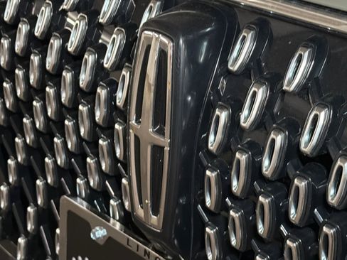 New 2026 Lincoln Aviator Reserve AWD/4WD image 14