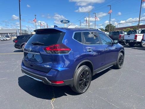 Used 2020 Nissan Rogue SV AWD/4WD image 5