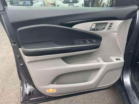 Certified 2017 Honda Ridgeline RTL-E image 15