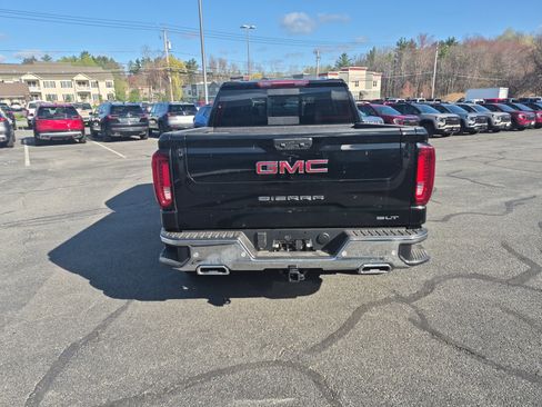 Used 2026 GMC Sierra 1500 SLT AWD/4WD image 4