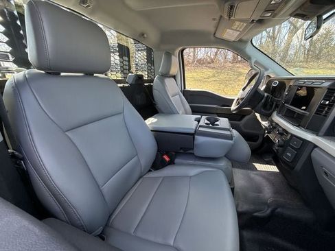 New 2024 Ford F550 4x4 Regular Cab Super Duty image 15
