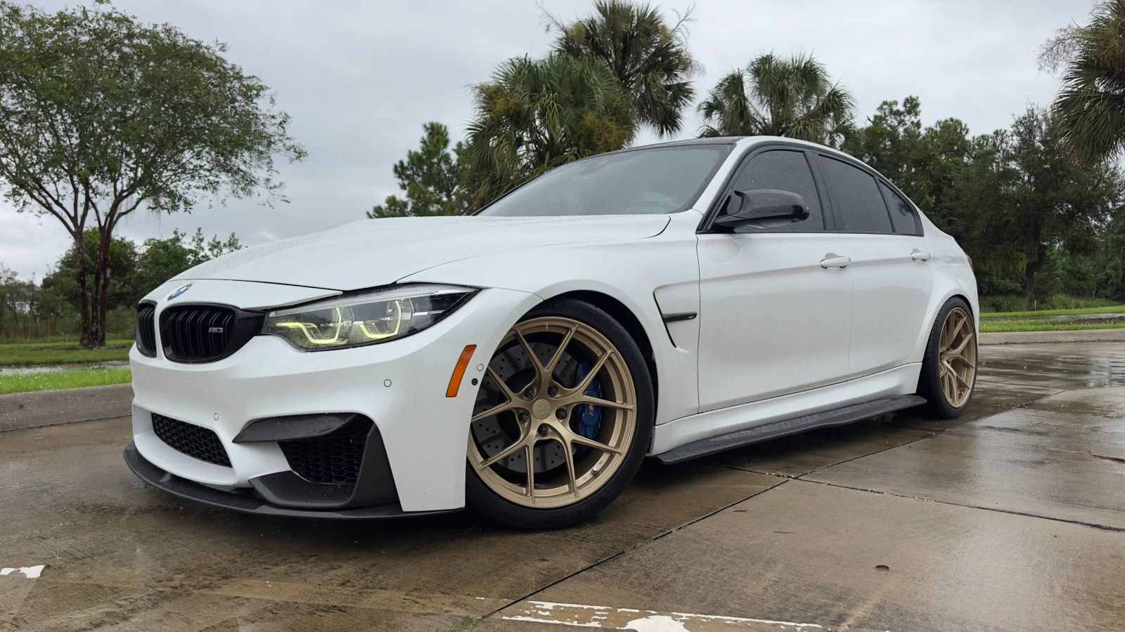 Used 2018 BMW M3 RWD image 2