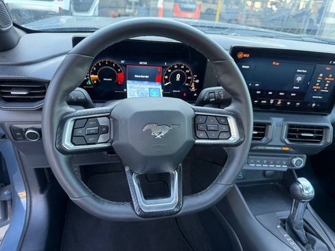 Used 2024 Ford Mustang Coupe RWD image 5