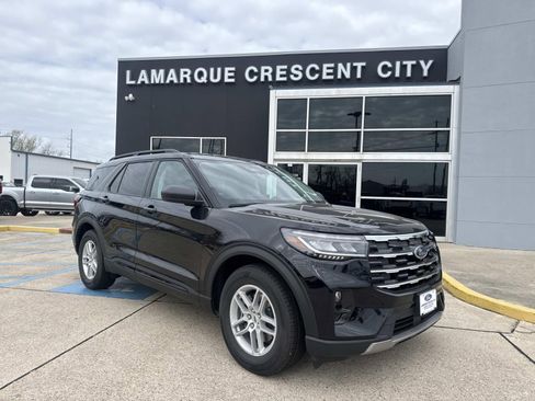 New 2026 Ford Explorer Active w/ Active Comfort Package image 1