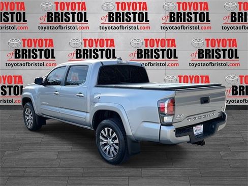 Used 2020 Toyota Tacoma Limited image 7