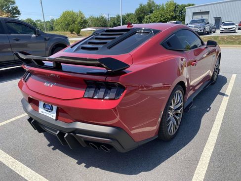 Used 2024 Ford Mustang GT Premium RWD image 7