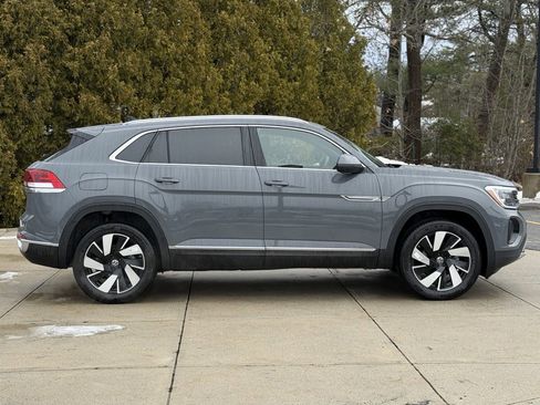 New 2026 Volkswagen Atlas Cross Sport SEL image 8