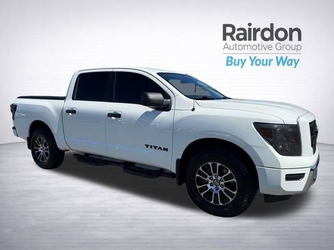 Used 2021 Nissan Titan SV w/ Accessory Utility Package AWD/4WD image 1