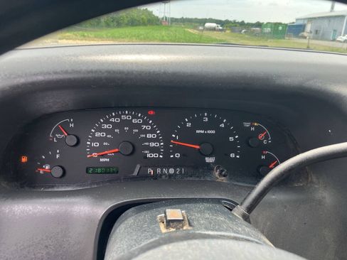 Used 2003 Ford F350 XL AWD/4WD image 26