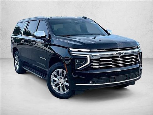 Used 2026 Chevrolet Suburban Premier RWD image 12
