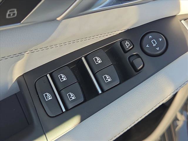 Used 2026 BMW X5 xDrive40i w/ M Sport Package AWD/4WD image 12
