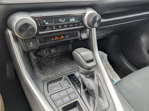 Used 2024 Toyota RAV4 LE image 19