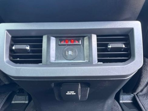 Used 2025 Ford F250 Lariat AWD/4WD image 10