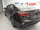 Used 2023 Kia Forte LXS w/ LXS Technology Package image 3