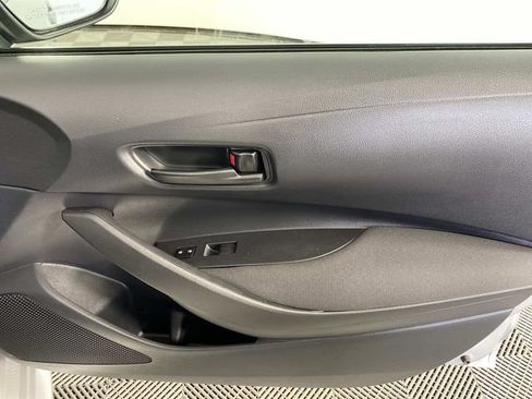 Used 2025 Toyota Corolla LE FWD image 22