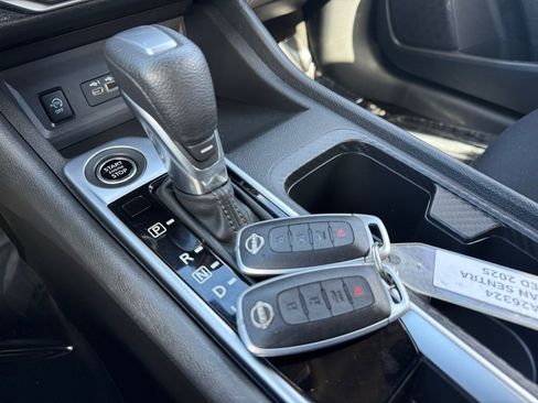 Certified 2025 Nissan Sentra SV image 30