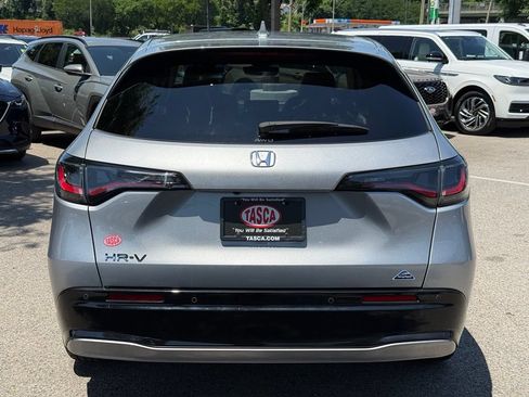Used 2025 Honda HR-V EX-L image 9