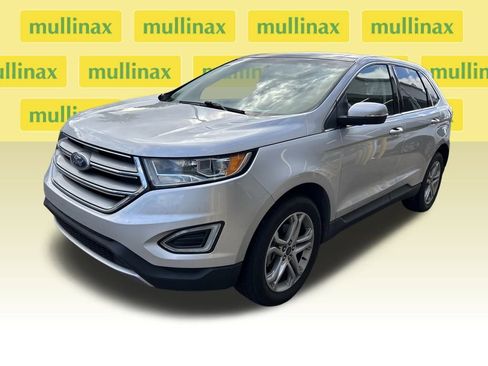 Used 2017 Ford Edge Titanium w/ Equipment Group 301A image 6