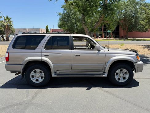 Used 2001 Toyota 4Runner Limited RWD image 6