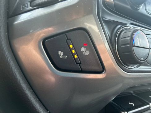 Used 2014 Chevrolet Silverado 1500 LT w/ LT Convenience Package AWD/4WD image 30