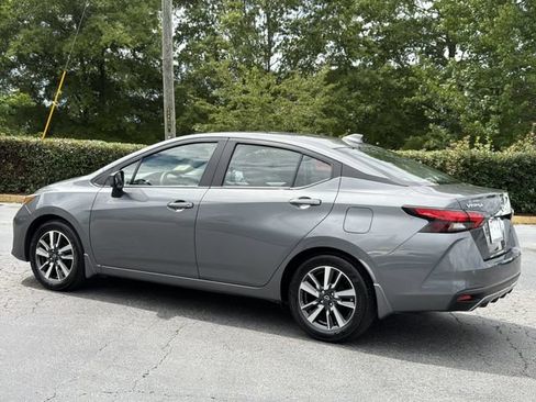Used 2025 Nissan Versa SV w/ Trunk Package FWD image 3