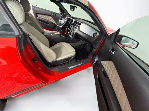Used 2014 Ford Mustang Premium w/ Comfort Package RWD image 28