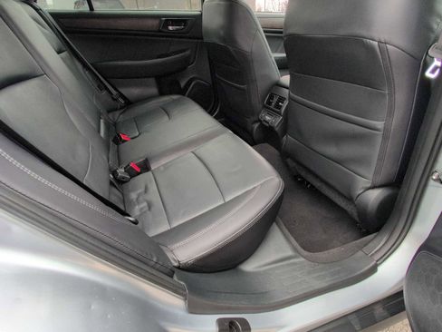 Used 2018 Subaru Outback 2.5i Limited image 20