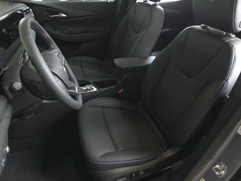 New 2026 Buick Encore GX Sport Touring w/ Comfort Package FWD image 8