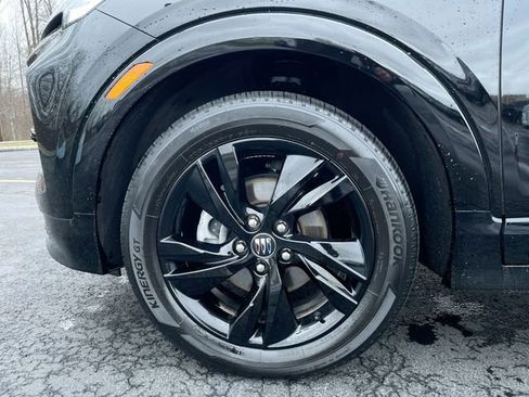 Certified 2025 Buick Encore GX Sport Touring w/ Comfort Package FWD image 31