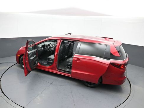 Certified 2023 Honda Odyssey Sport image 46