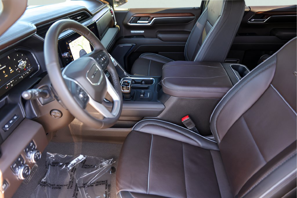 Used 2023 GMC Sierra 1500 Denali w/ Denali Reserve Package AWD/4WD image 12