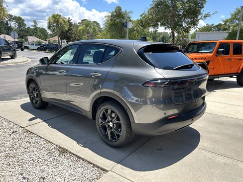 New 2025 Dodge Hornet GT w/ GT Blacktop Package image 6