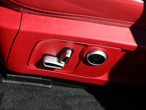 Used 2022 Maserati Levante GT image 30