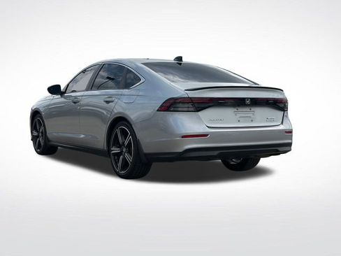 Used 2024 Honda Accord Sport image 3