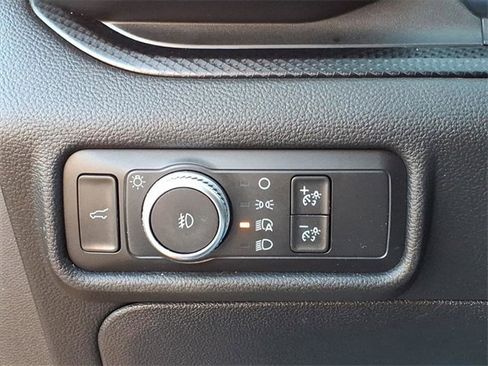 Used 2020 Ford Explorer ST w/ Premium Technology Package image 14