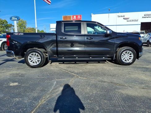 Used 2021 Chevrolet Silverado 1500 LT image 2