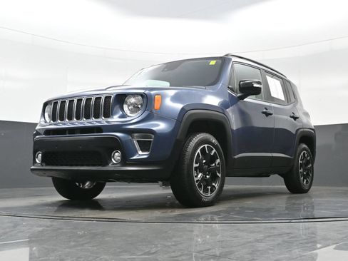 Used 2023 Jeep Renegade Latitude AWD/4WD image 27